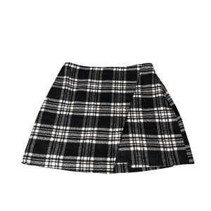 Abercrombie & Fitch Black & White Plaid Wool Mini Skirt